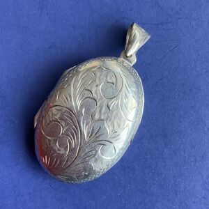 Vintage sterling locket